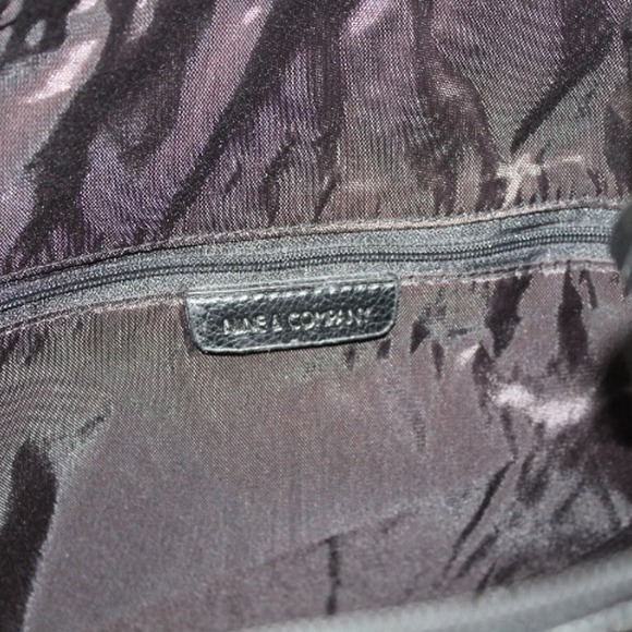 Nine and Company Black Shoulder Handbag and Keyring NEW - Picture 5 of 6